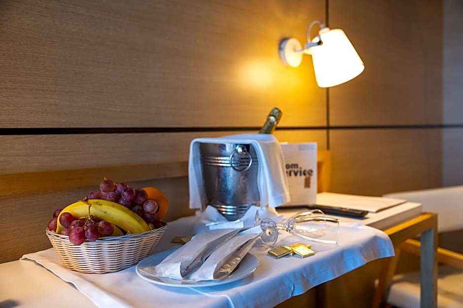 Axis Vermar Conference & Beach Hotel