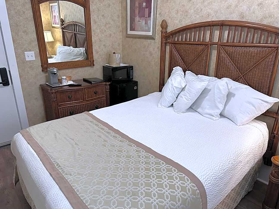 Island House Historic Vacation Rentals