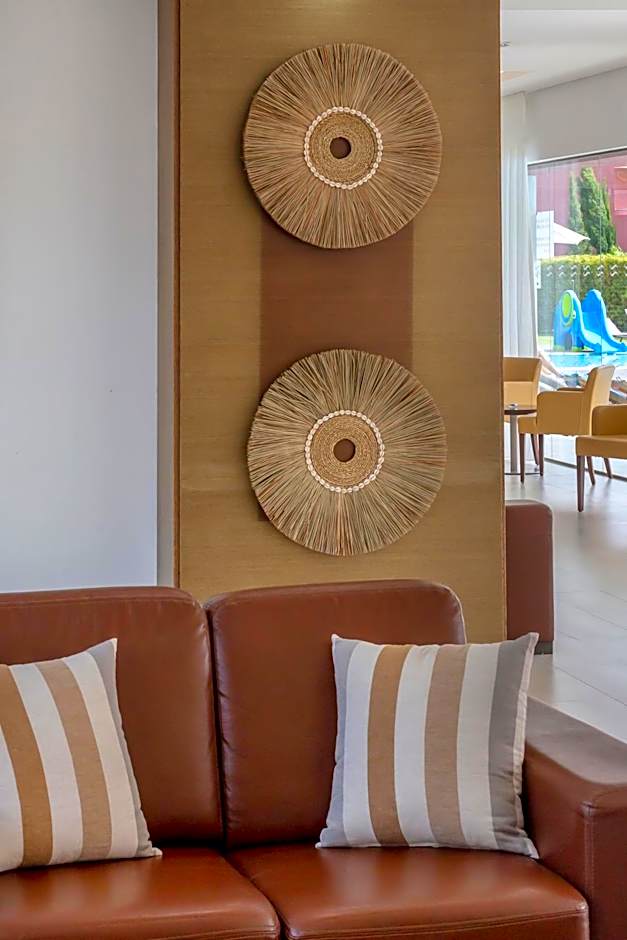 Areias Village Beach Suite Hotel