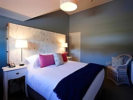 King Room with Garden View