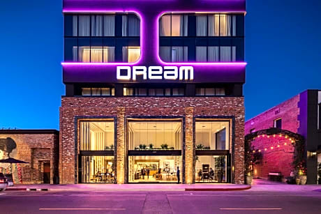 Dream Hollywood