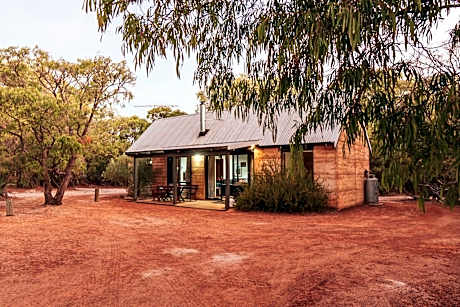 Bussells Bushland Cottages