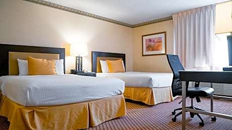 Three-Bedroom Suite - Non-Smoking