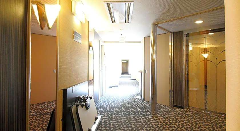 Apa Hotel Fukuoka-Watanabedori