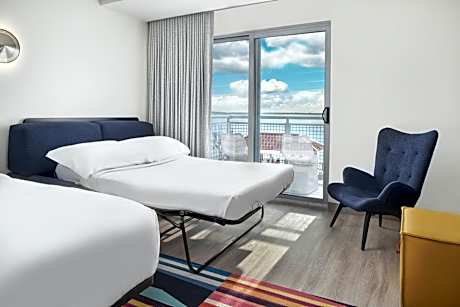 Guest room, 1 King, Sofa bed, Waterfront, Corner room