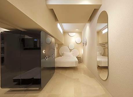 Suite-1 Queen Bed Non-Smoking Courtyard View Bathrobe And Slippers Full Breakfast