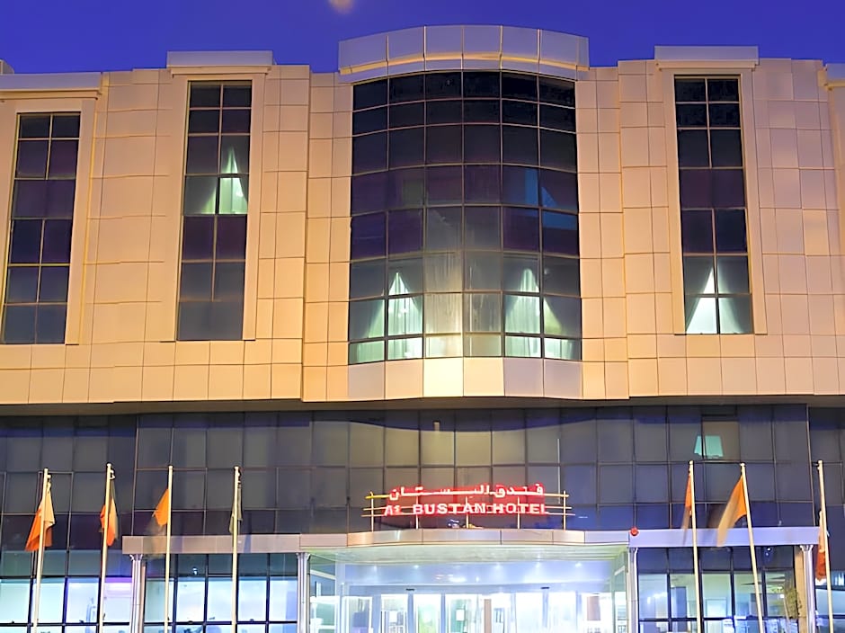 Al Bustan Tower Hotel Suites