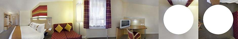 Photo 1 of 2 of 1 Double Bed, Accessible