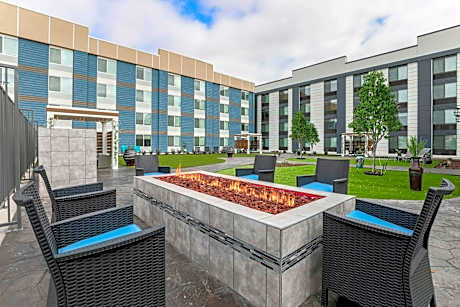 Executive Suite, 2 Queen, Sofa bed