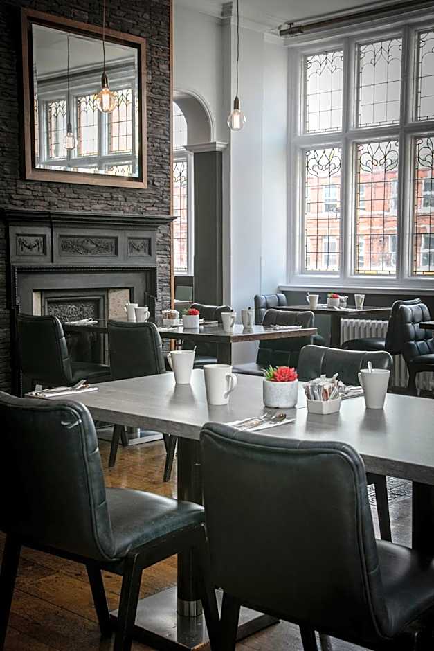 The Crown London, WorldHotels Distinctive