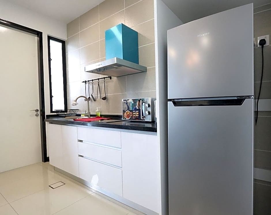 D'Pristine Suites at Medini 