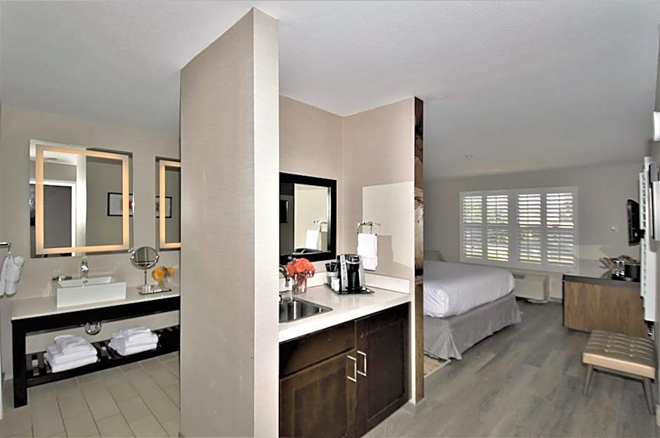 Hotel Indigo Napa Valley By IHG