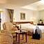 Kingdom Hotel