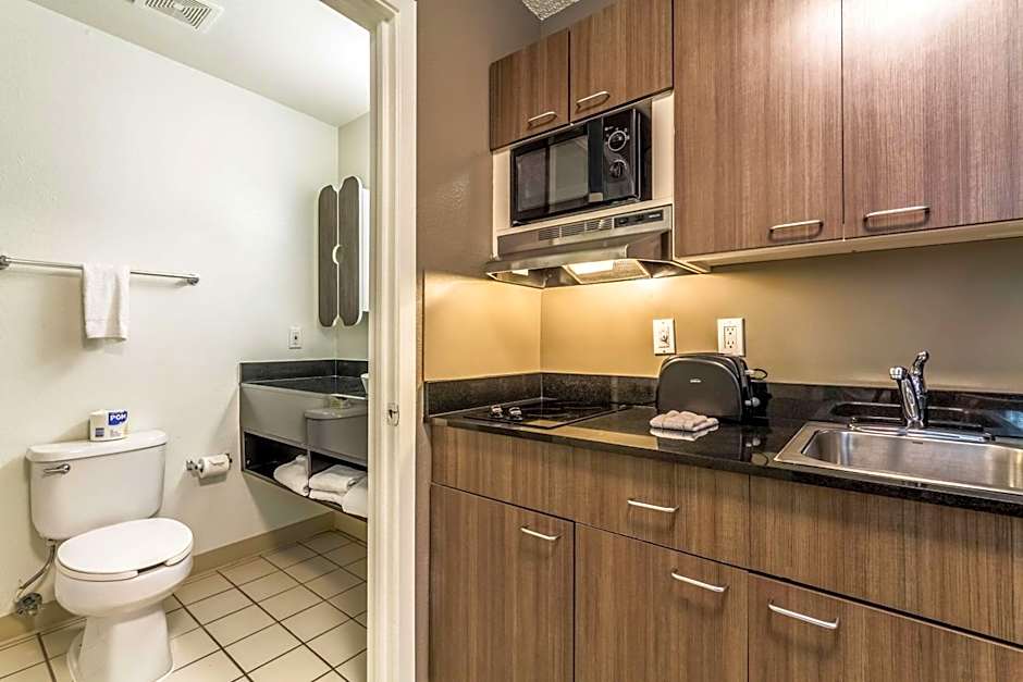 Studio 6-Dallas, TX - Northwest