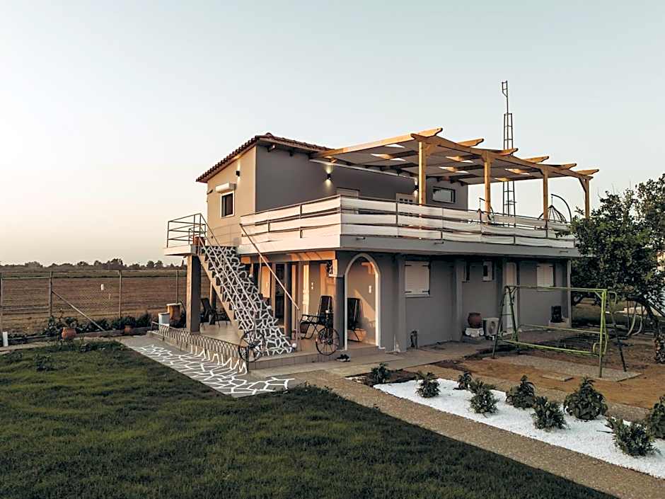 Sirens Luxury Apartments Palouki