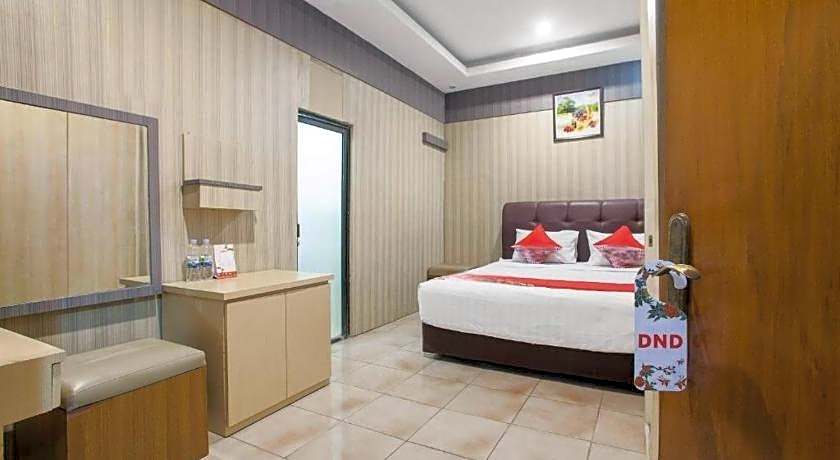 OYO 164 ang's residence