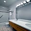 Anchor Inn & Suites, BW Signature Collection