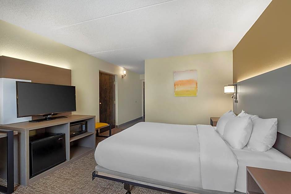 Comfort Inn & Suites Butler