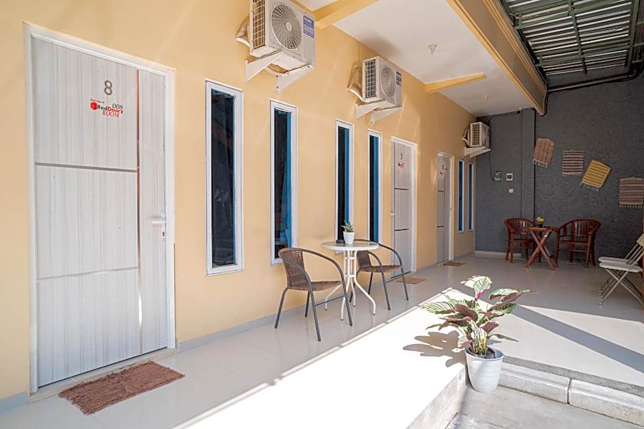 RedDoorz Syariah @ Winong Nganjuk