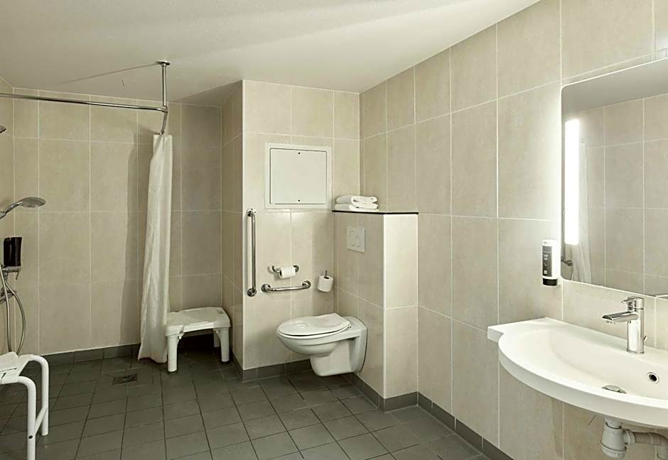 B&B Hôtel ORLY CHEVILLY Marché International
