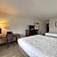 Ramada by Wyndham Effingham