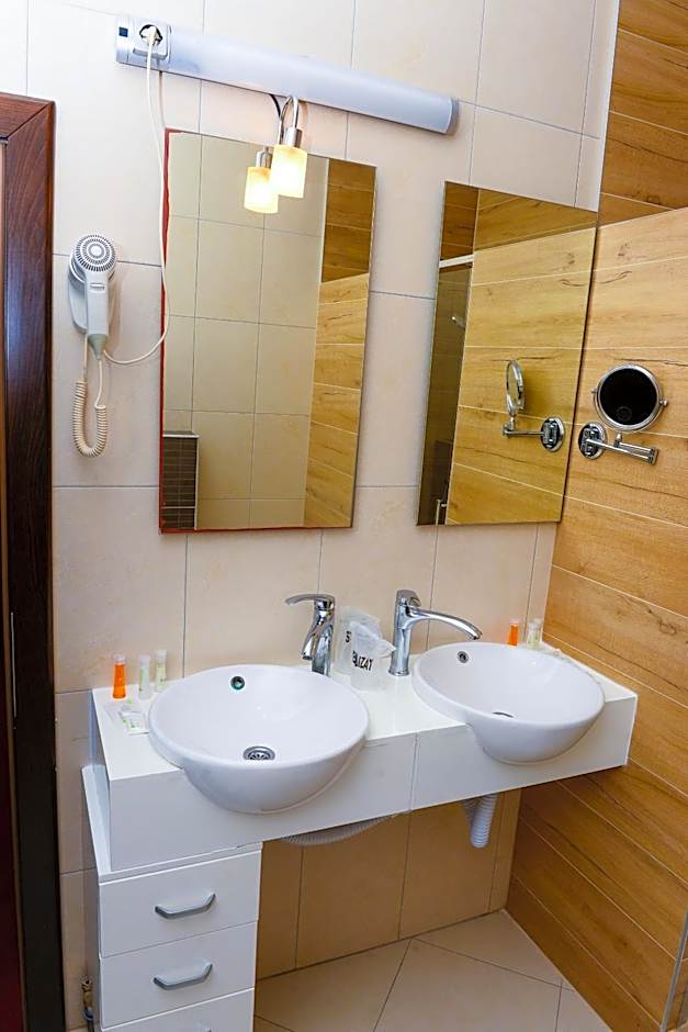 Hotel Atlas Ugljevik