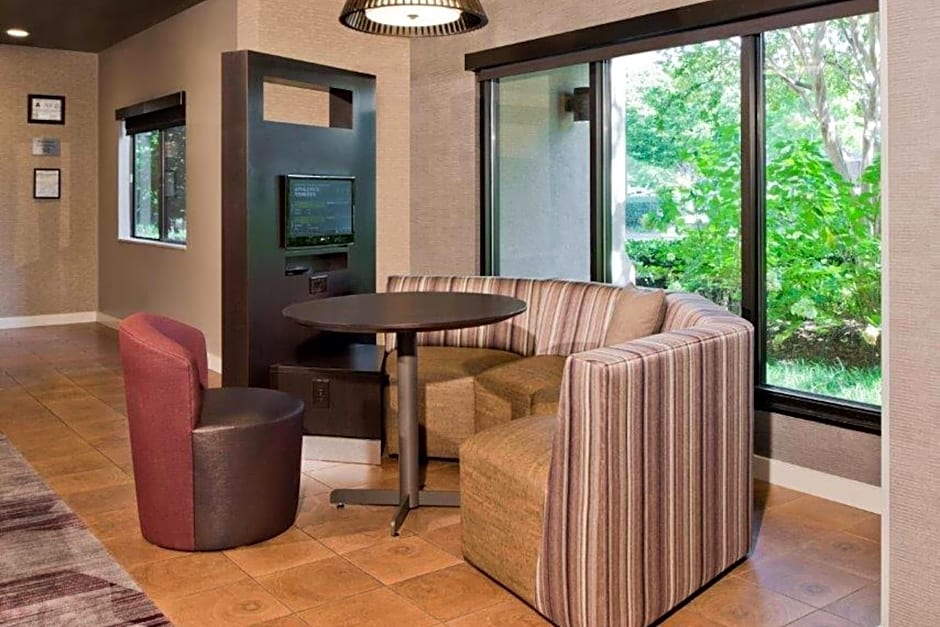 Courtyard by Marriott Charlotte Ballantyne