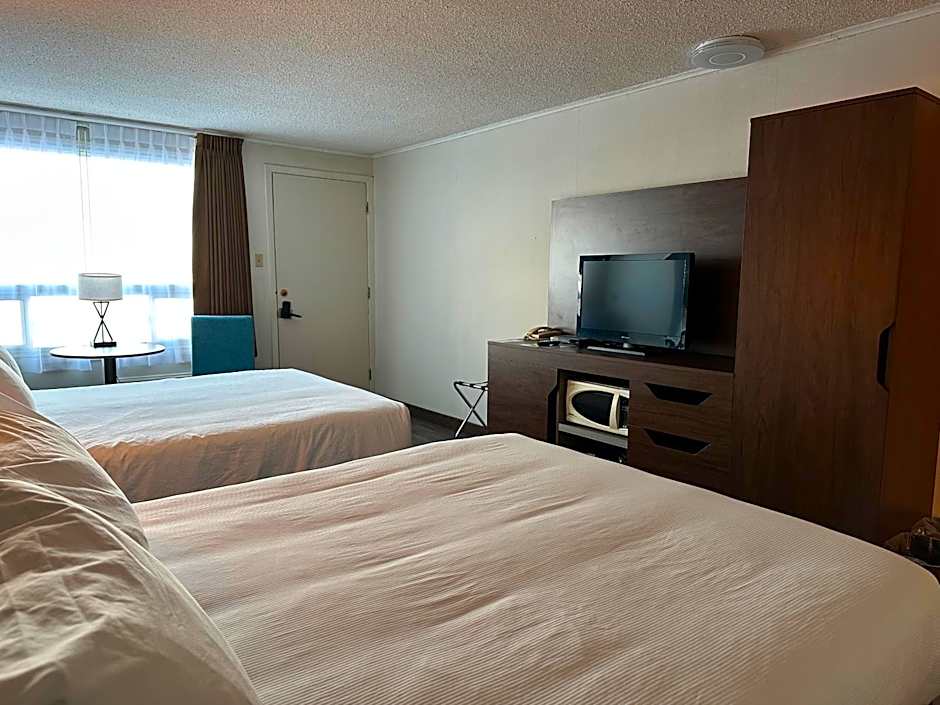 Travelodge by Wyndham Amherst