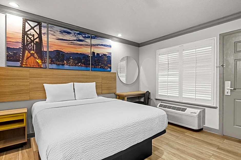 Days Inn by Wyndham San Francisco S/Oyster Point Airport