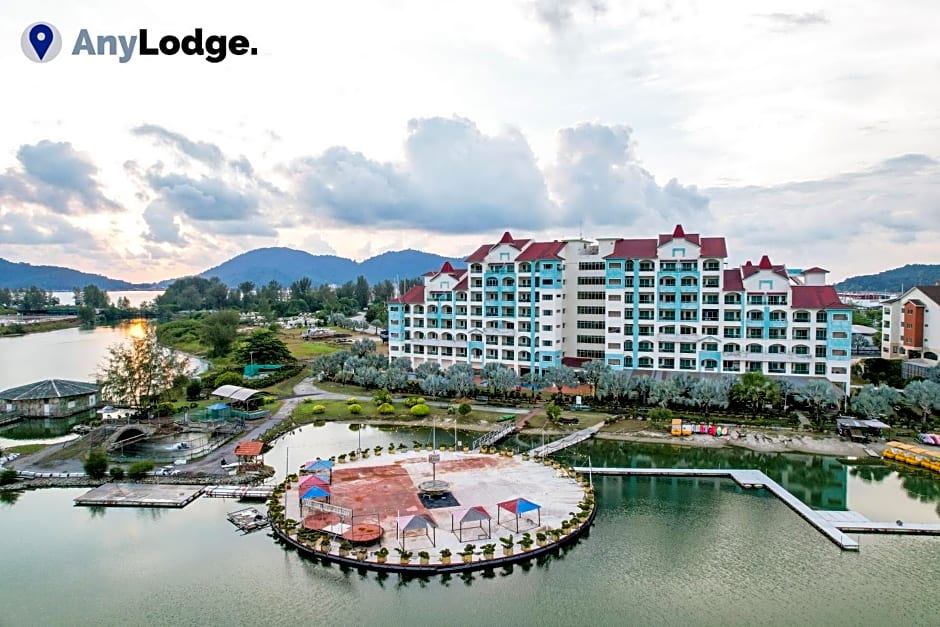AnyLodge Waterfront Marina Island Pangkor