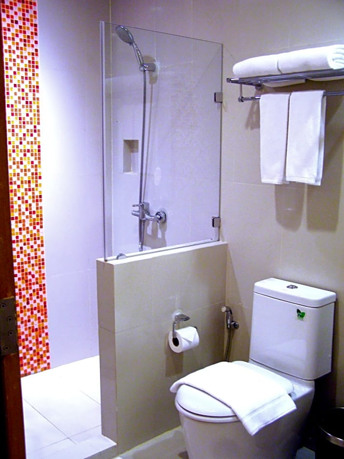 Iyarin@tuk Chang Ratchayothin Hotel