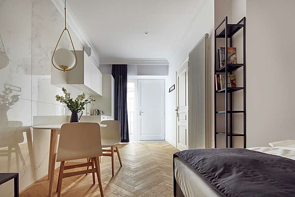 St Agnes Apartments Old Town