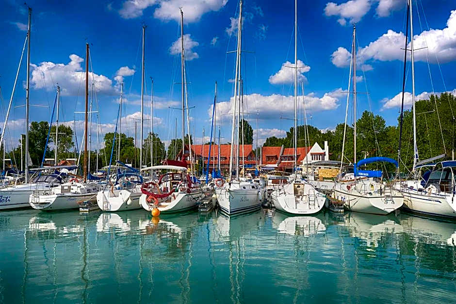 Balatonfői Yacht Club