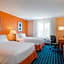 Fairfield Inn & Suites by Marriott State College