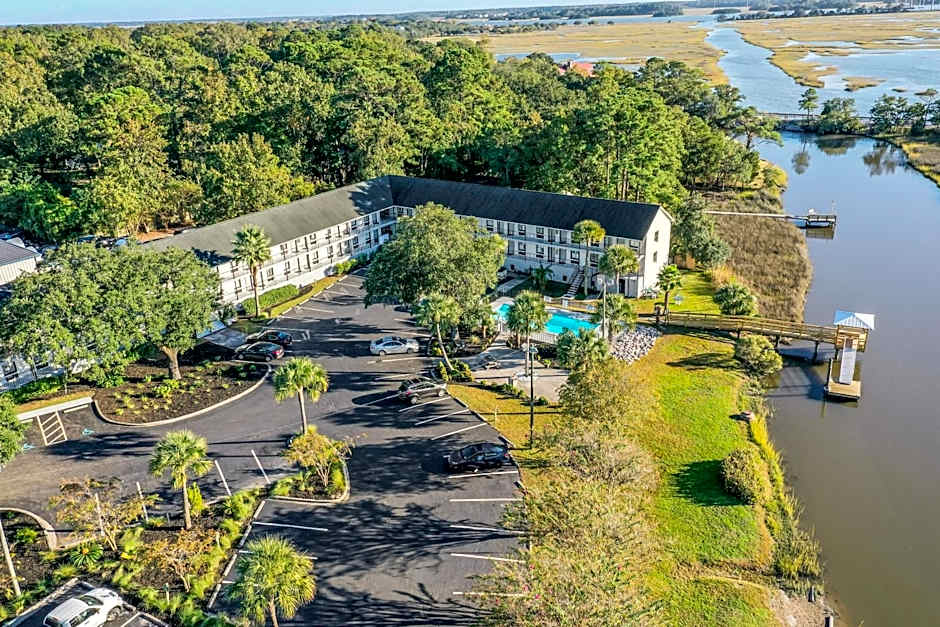 Charleston Creekside Inn