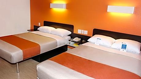 Queen Room with Two Queen Beds - Disability Access - Non-Smoking