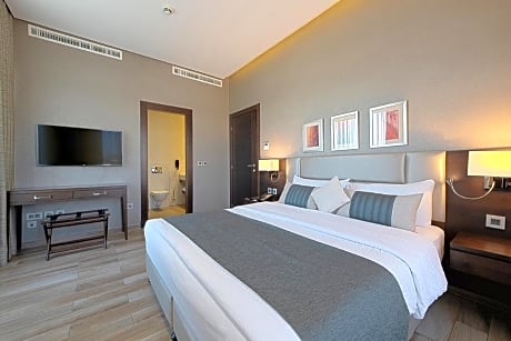 Two-Bedroom Superior Suite