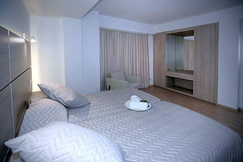 Pier Beach Hotel Apartments