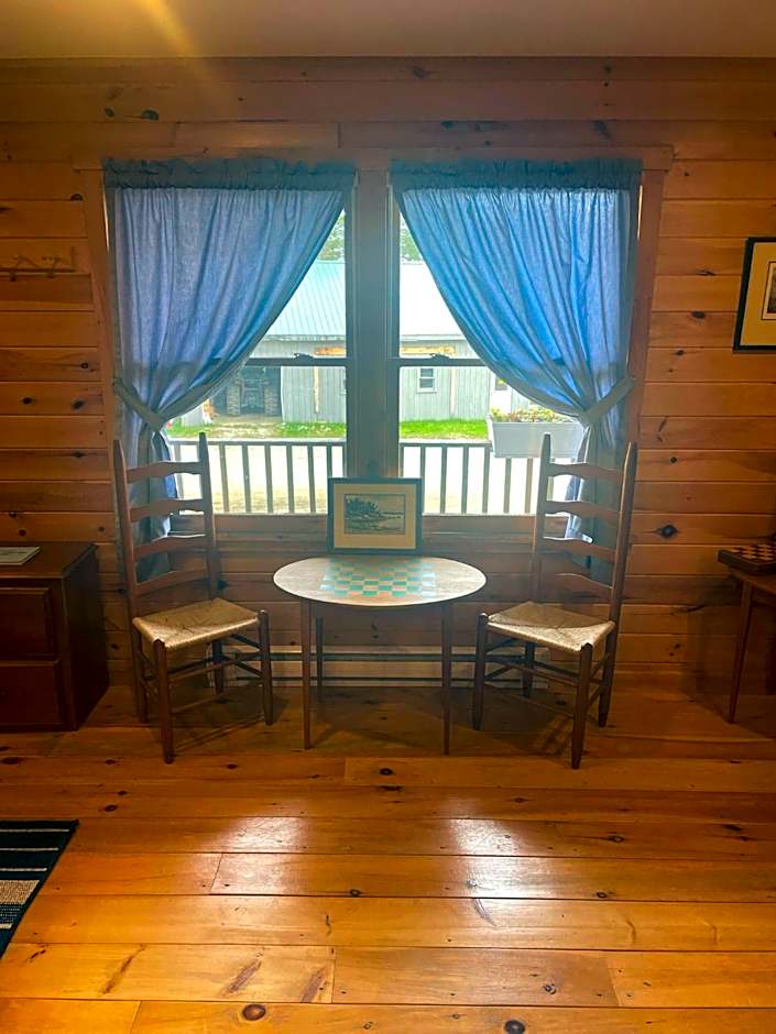 The Eggemoggin Reach Inn