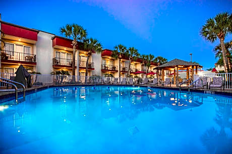 La Quinta Inn & Suites by Wyndham Clearwater Central