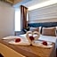 Royce Hotel
