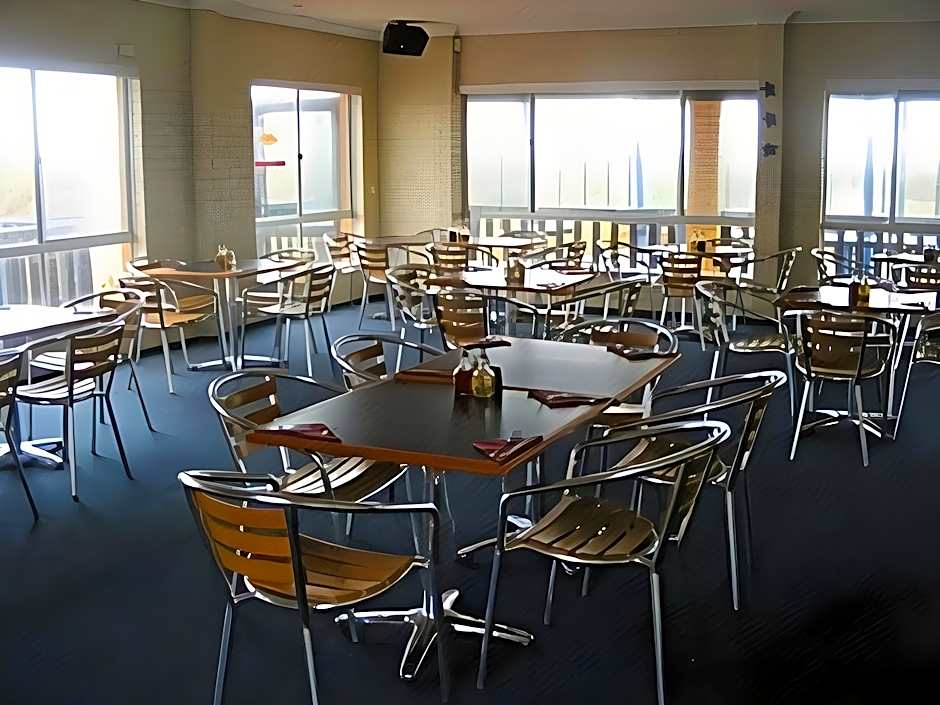 Lancelin Sands Hotel