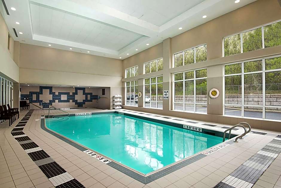 Hampton Inn - Suites by Hilton Barrie Ontario Canada