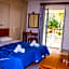 Sunshine Studios & Apartments