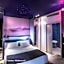 Apostrophe Hotel