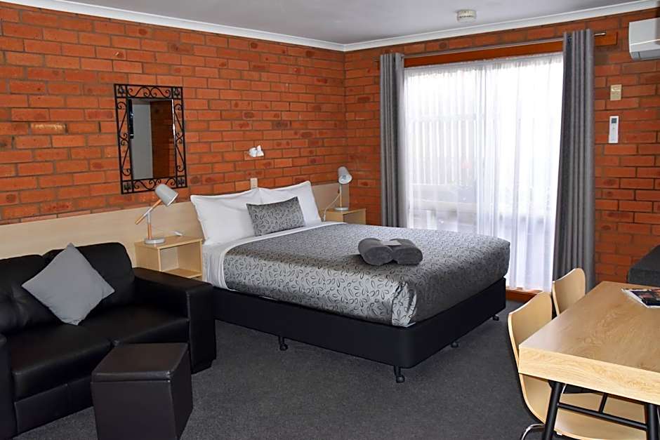 Shannon Motor Inn