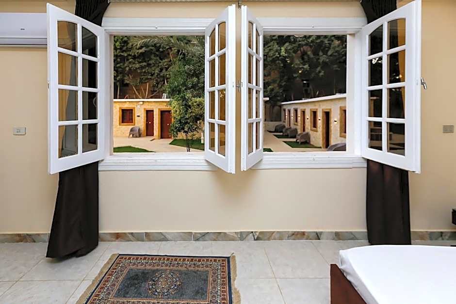 Turquoise Pyramids palace