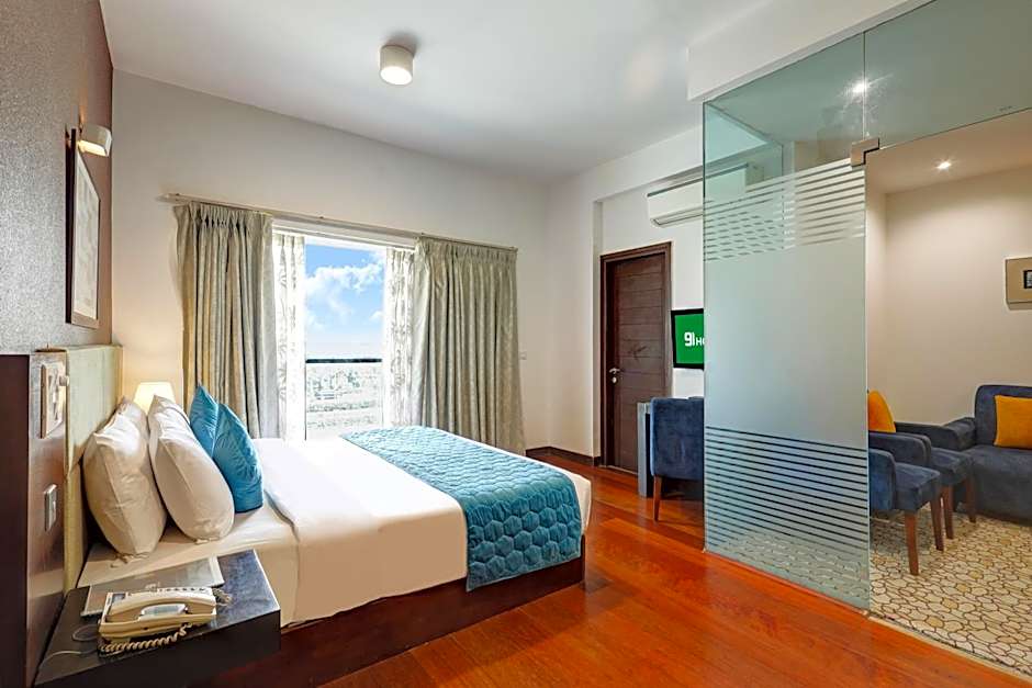 Photo 1 of 20 of Standard Suite