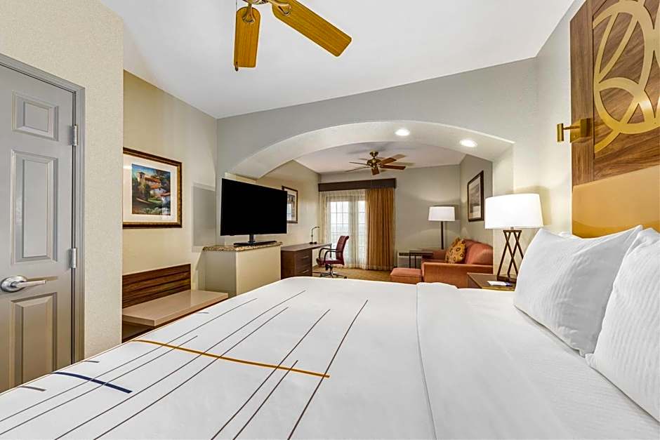 La Quinta Inn & Suites by Wyndham Marble Falls