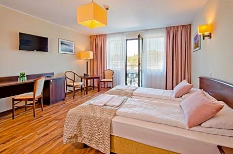 Single Room with Balcony